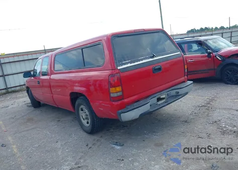 2001 Chevrolet Silverado 1500 from USA, damaged, VIN 1GCEC19T91E288363
